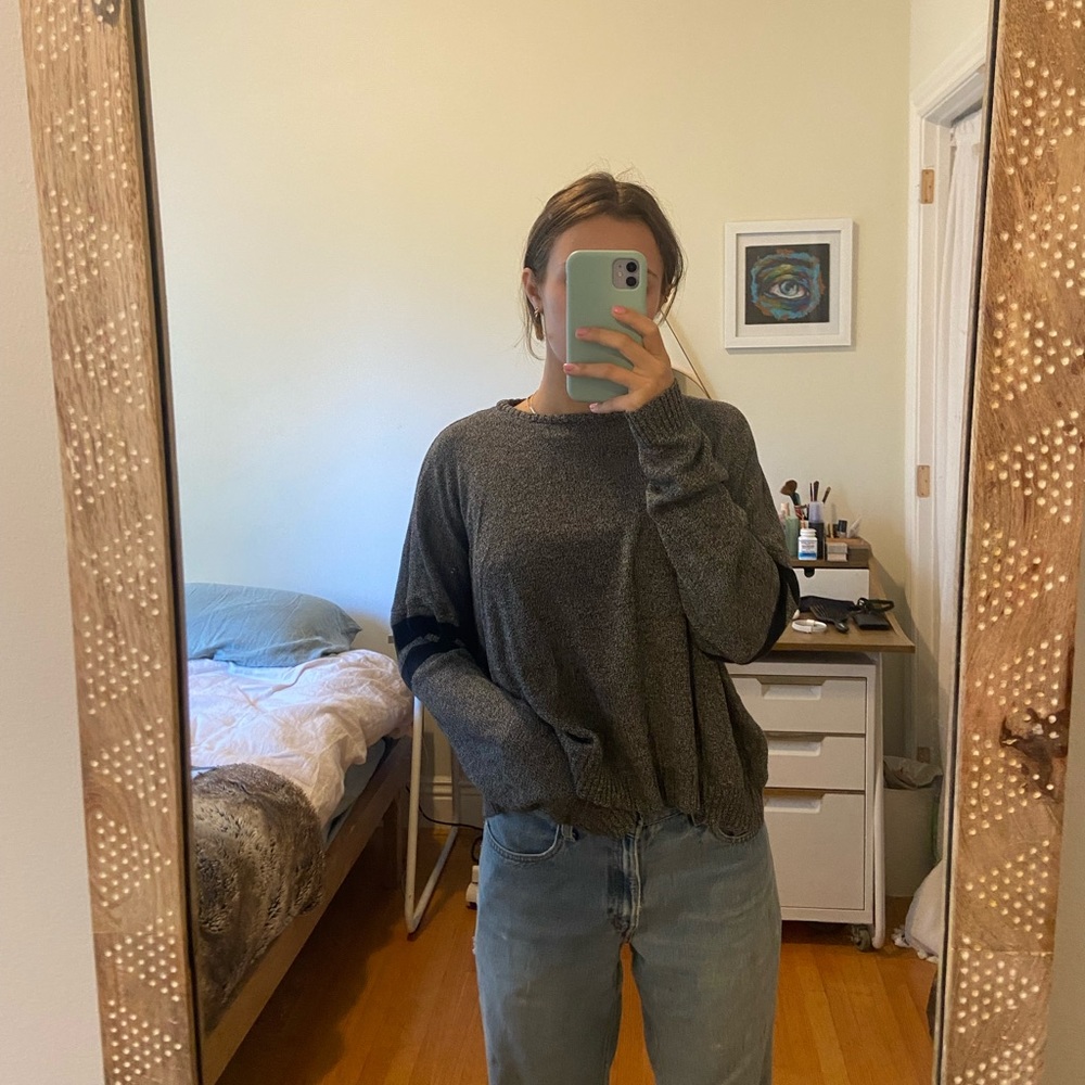 Brandy Melville sweater